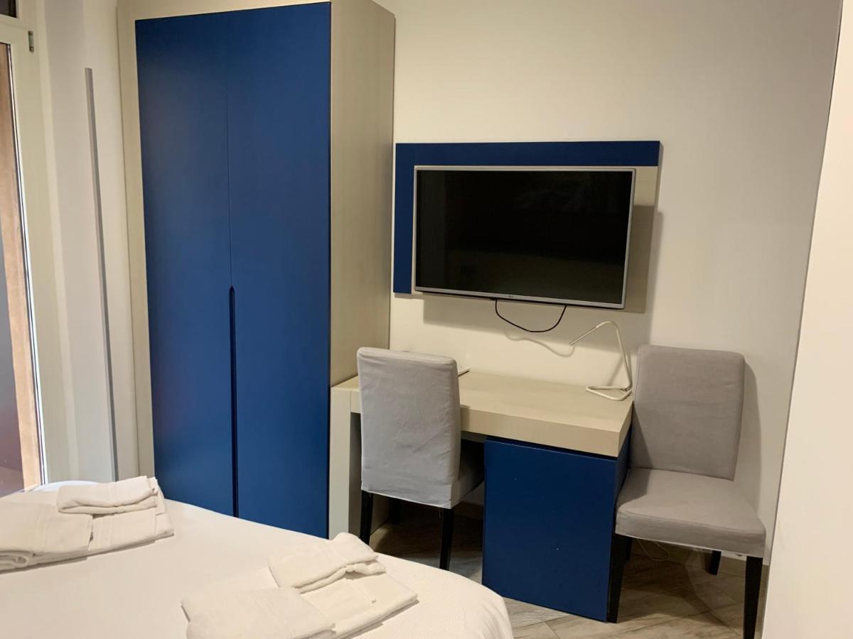 Guesthouse Ughetti 21 カターニア エクステリア 写真