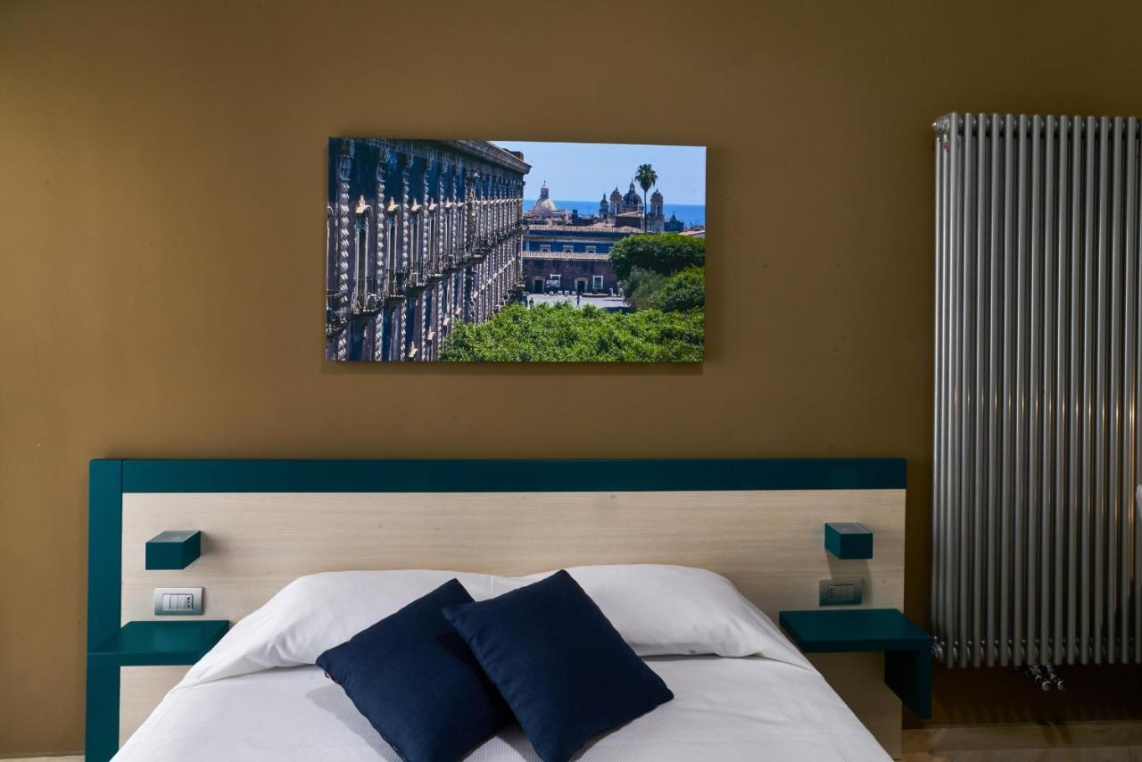 Guesthouse Ughetti 21 カターニア エクステリア 写真